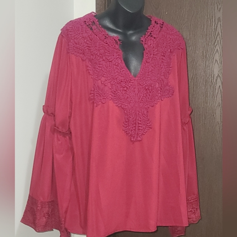 🐰Lucky Brand Blouse with Embellished Neckline - Picture 5 of 8